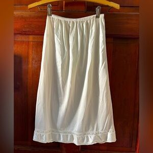 Vintage White Half Slip Skirt – Nylon Underskirt Lace Size M Retro Lingerie